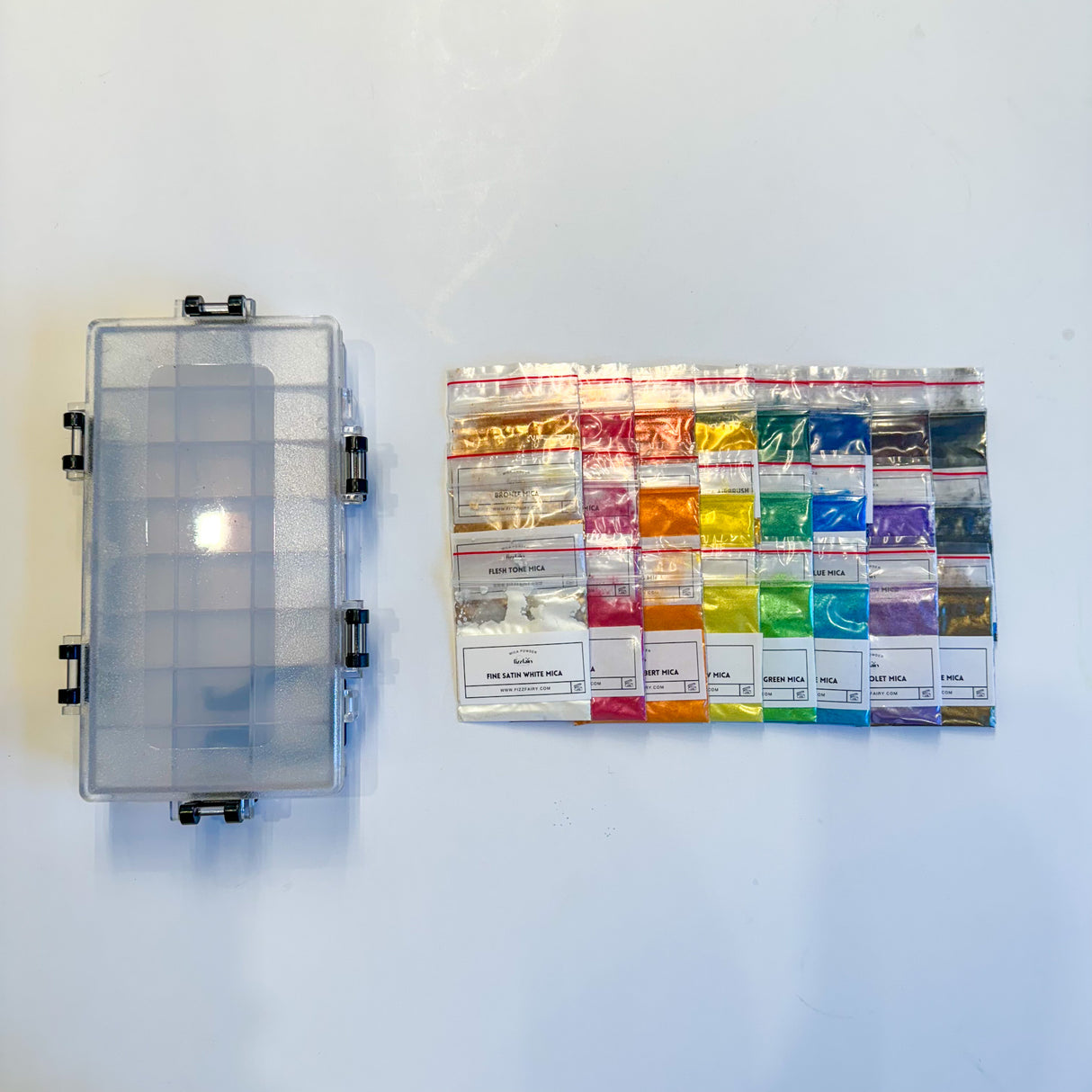 Mica Paint Palette - With 24 Mica Powders