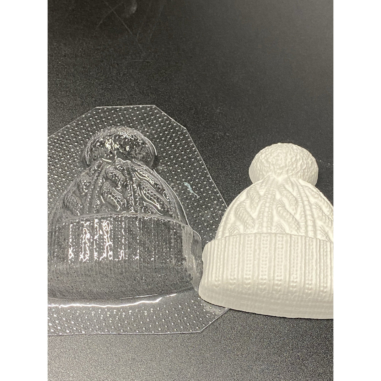 Touque # 2 Plastic Hand Mold