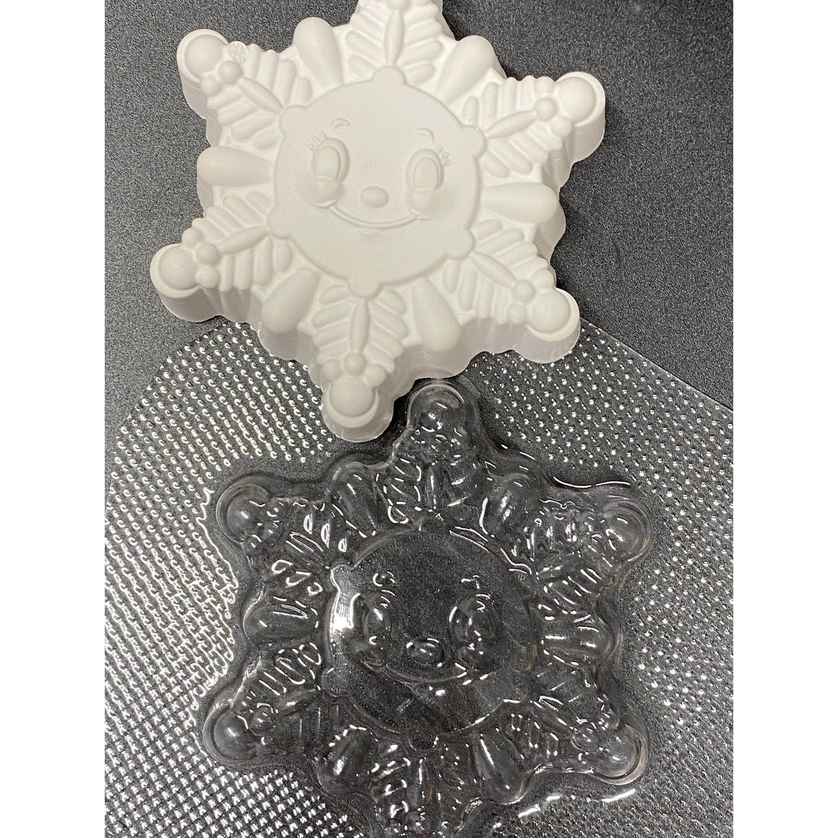 Happy Snowflake Plastic Hand Mold