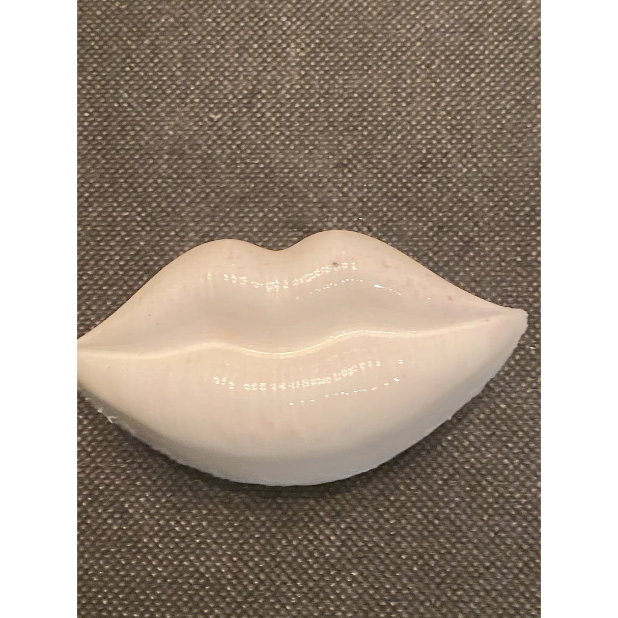 Lips Plastic Hand Mold