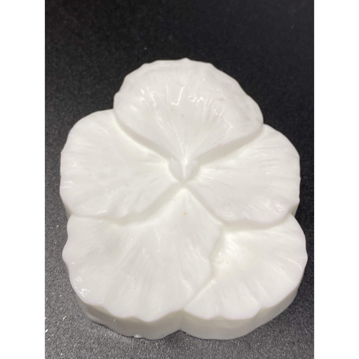 Pansy Plastic Hand Mold